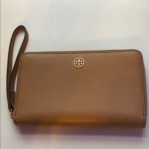Tory Burch Wristlet